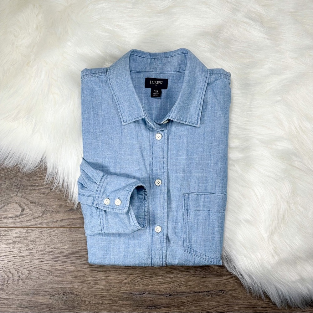 J. Crew | Chambray Button Front Shirt